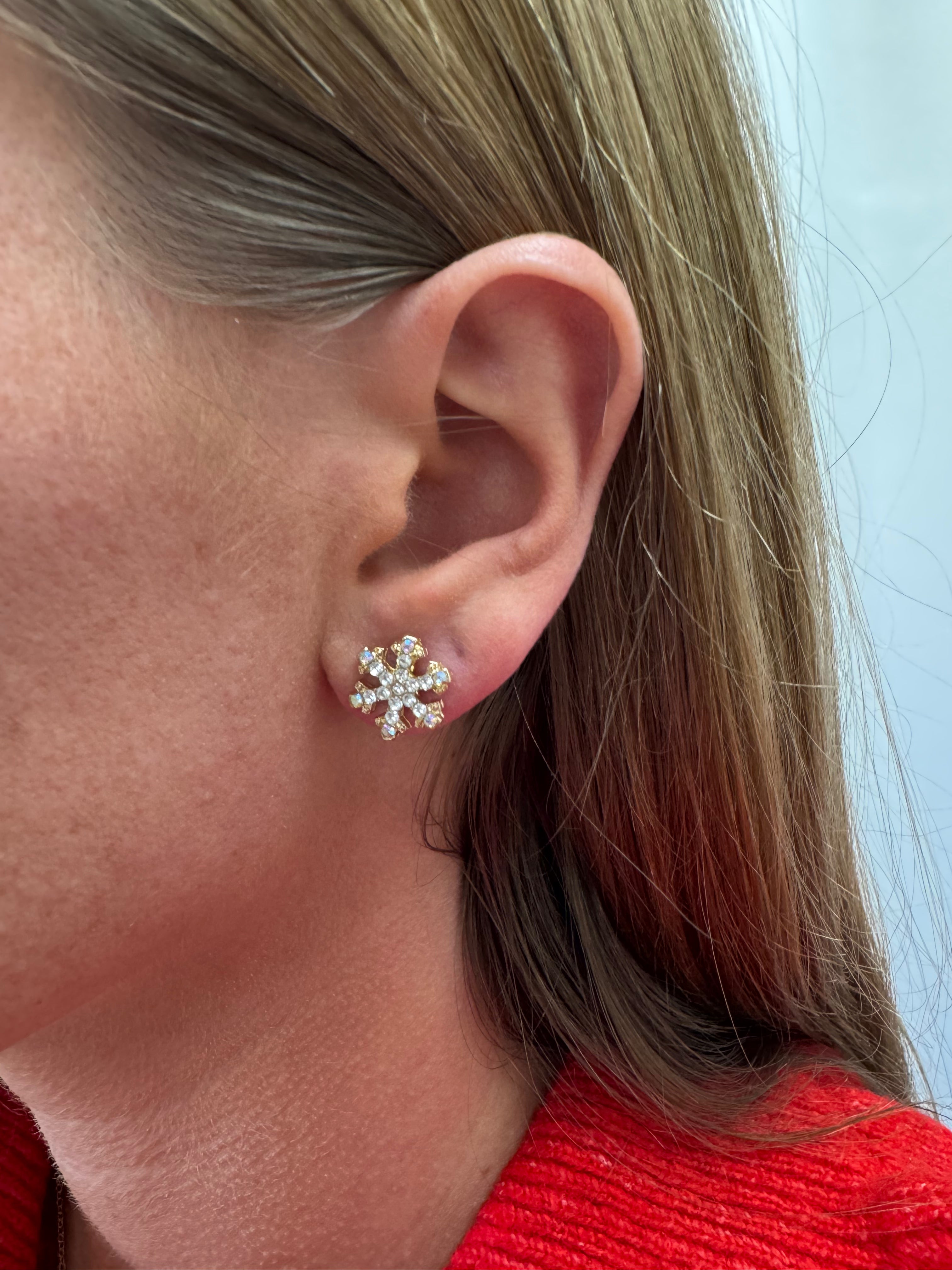 gold-snowflake-stud-earrings-crystal-winter-jewelry-01.jpg