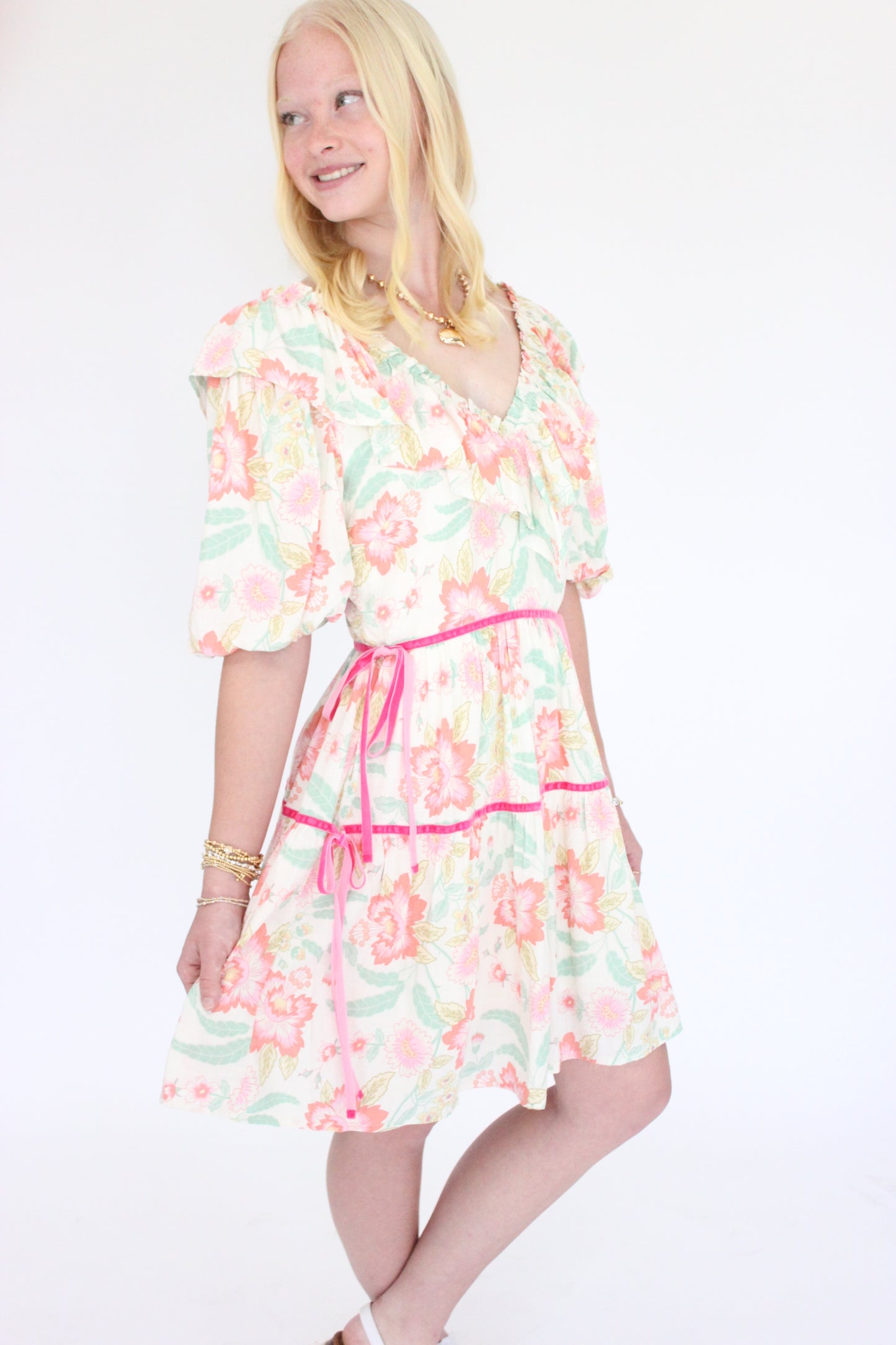 Magnolia Bloom V-Neck Dress - Pink side view