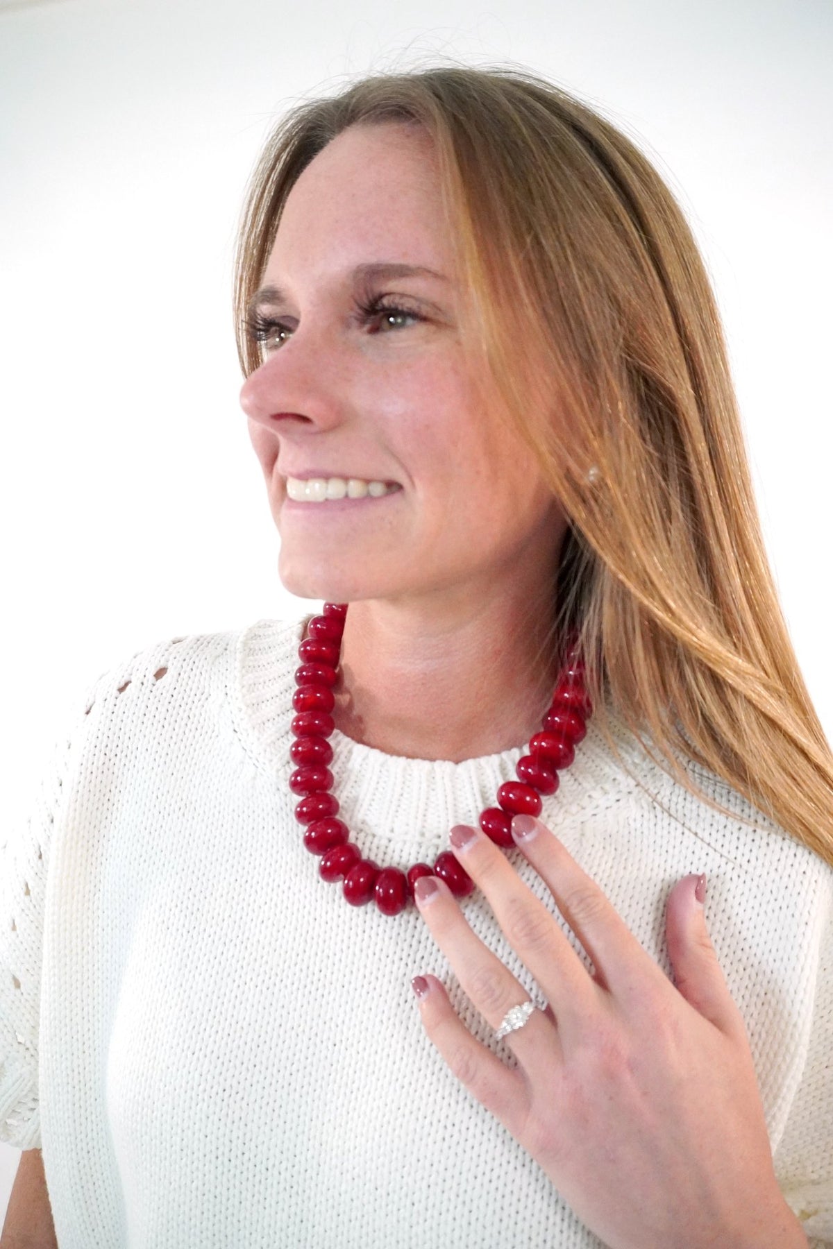 Chunky Cherry Red Marbled Beaded Collar Necklace - Anderson Ave boutique
