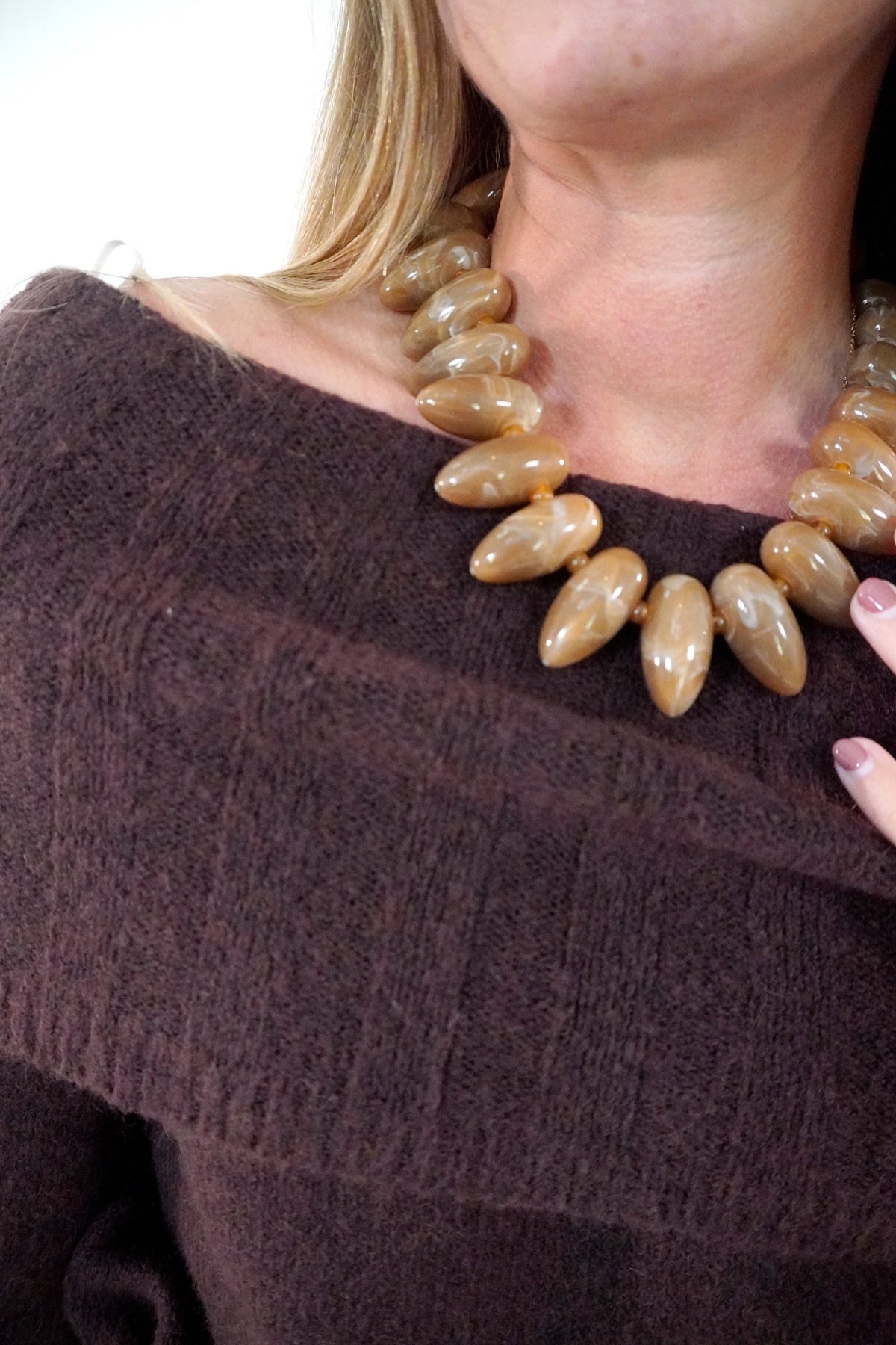 Large Caramel Marbled Beaded Collar Necklace - Anderson Ave boutique