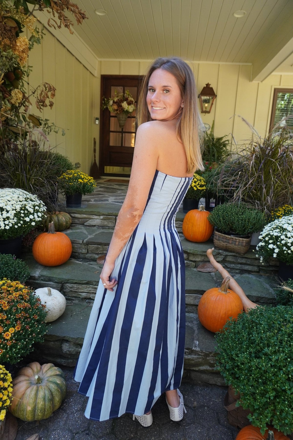 Strapless Striped Pleated Flare Midi Dress – Navy & Light Blue - Anderson Ave boutique