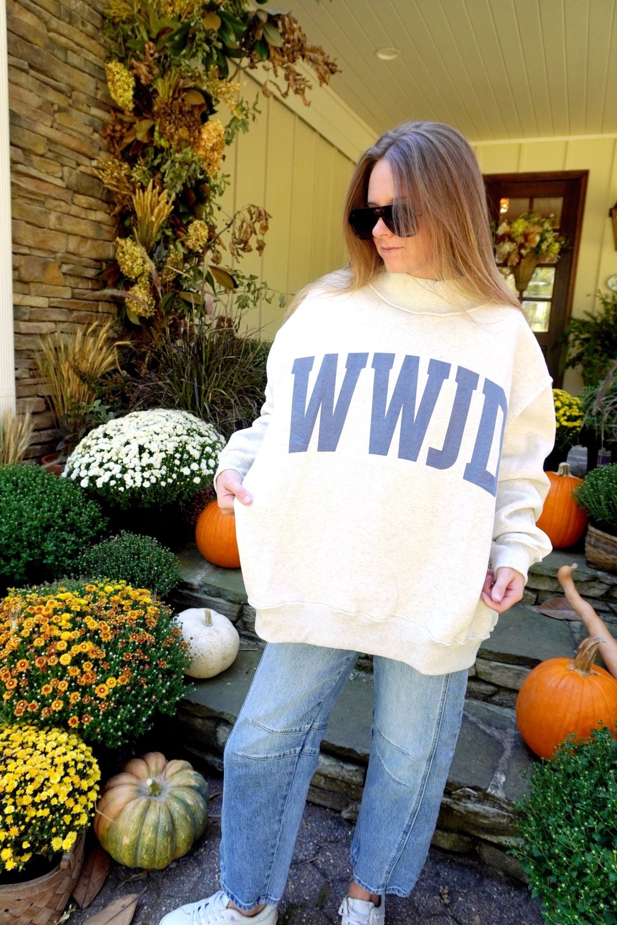 WWJD & AMEN Reversible Mock Neck sweatshirt - Anderson Ave boutique