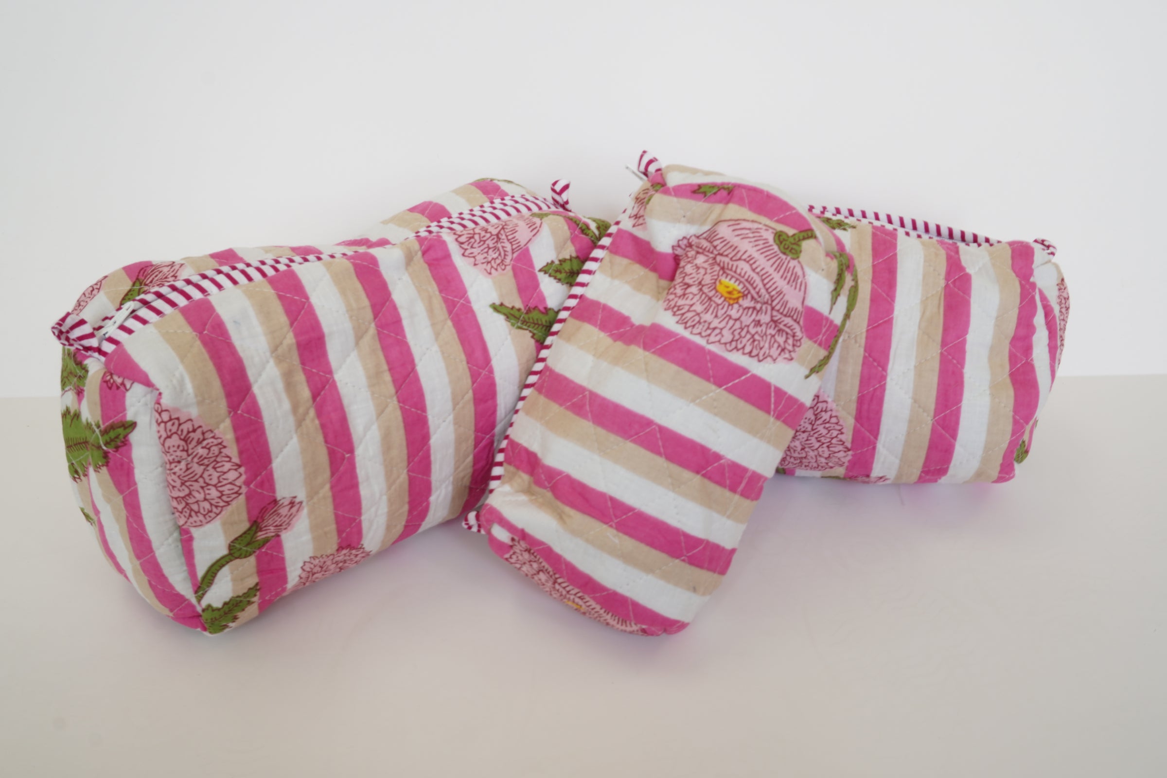 Medium Quilted Cosmetic Bag -Pink