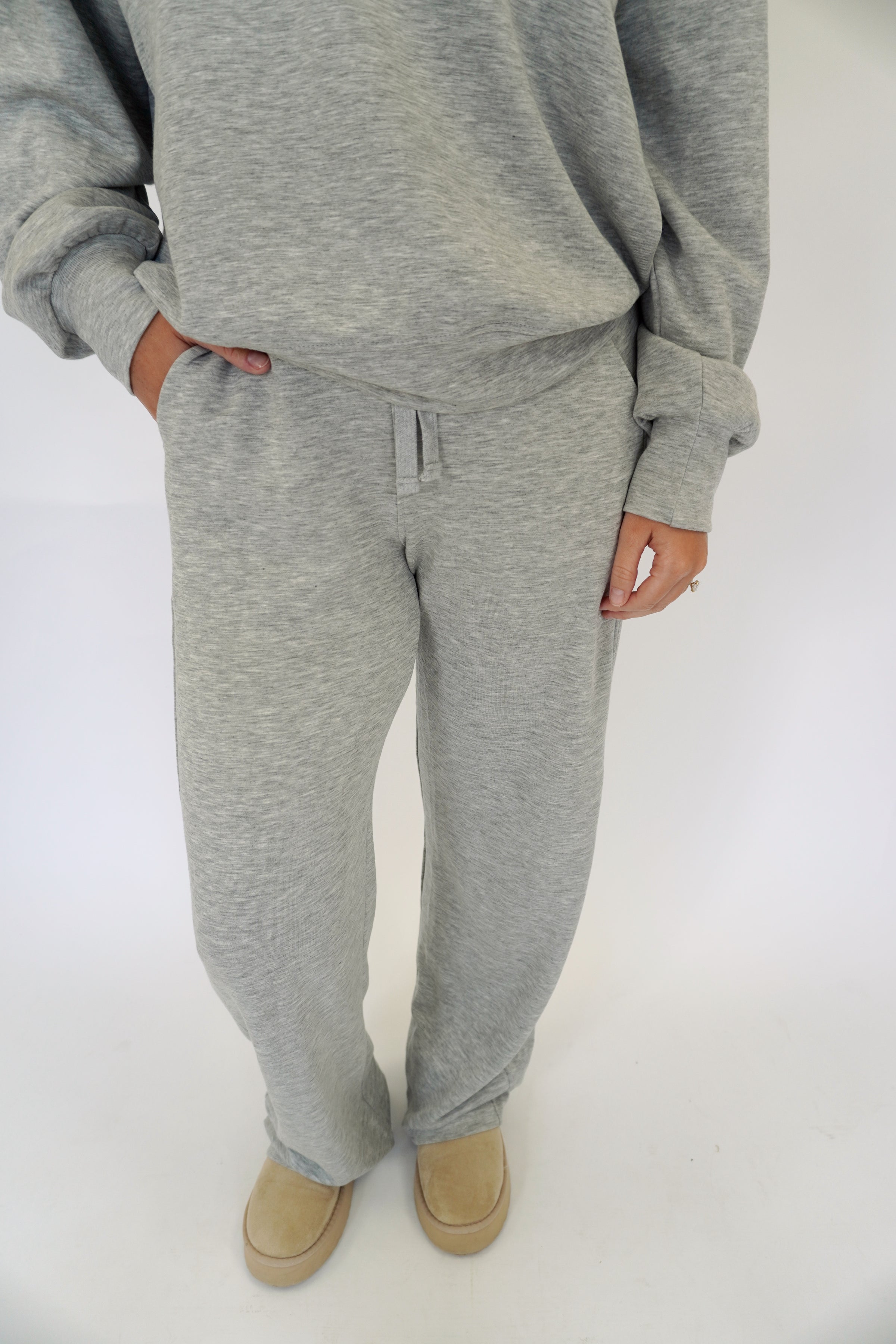 anderson-ave-quarter-zip-gray-loungewear-set-for-women.jpg