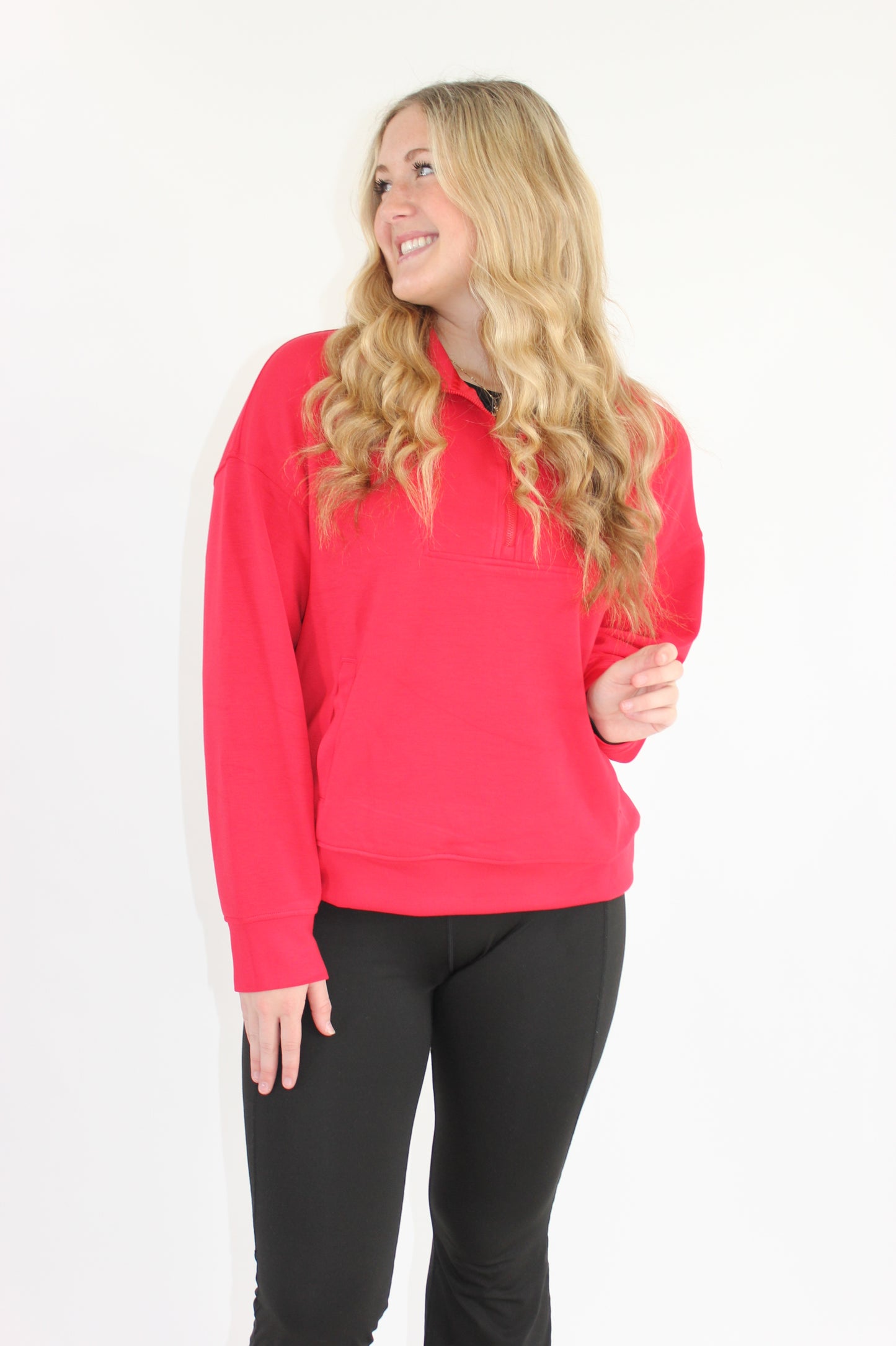 Quarter Zip Funnel Nack Pullover -Red