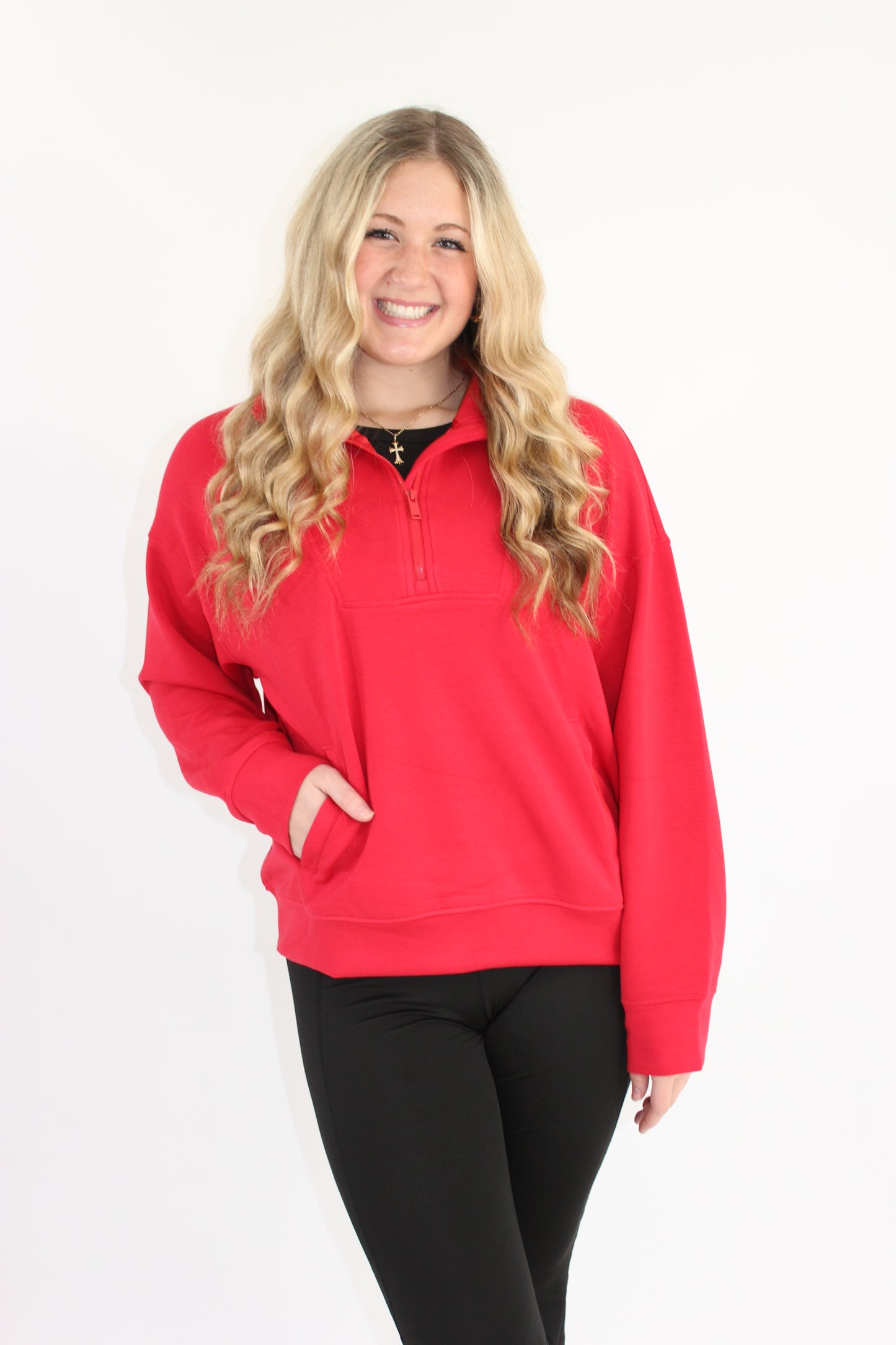 Quarter Zip Funnel Nack Pullover -Red