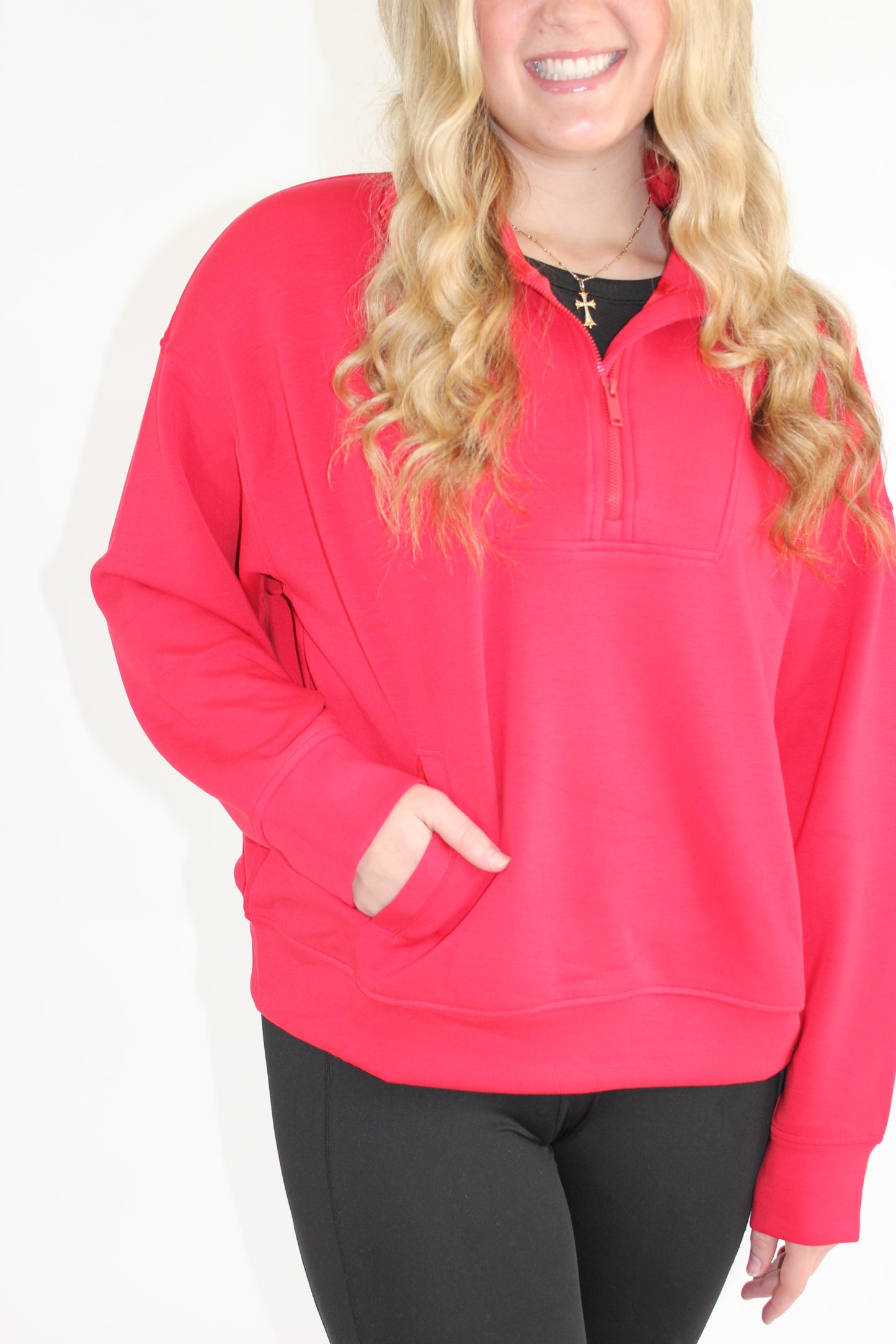 Quarter Zip Funnel Nack Pullover -Red