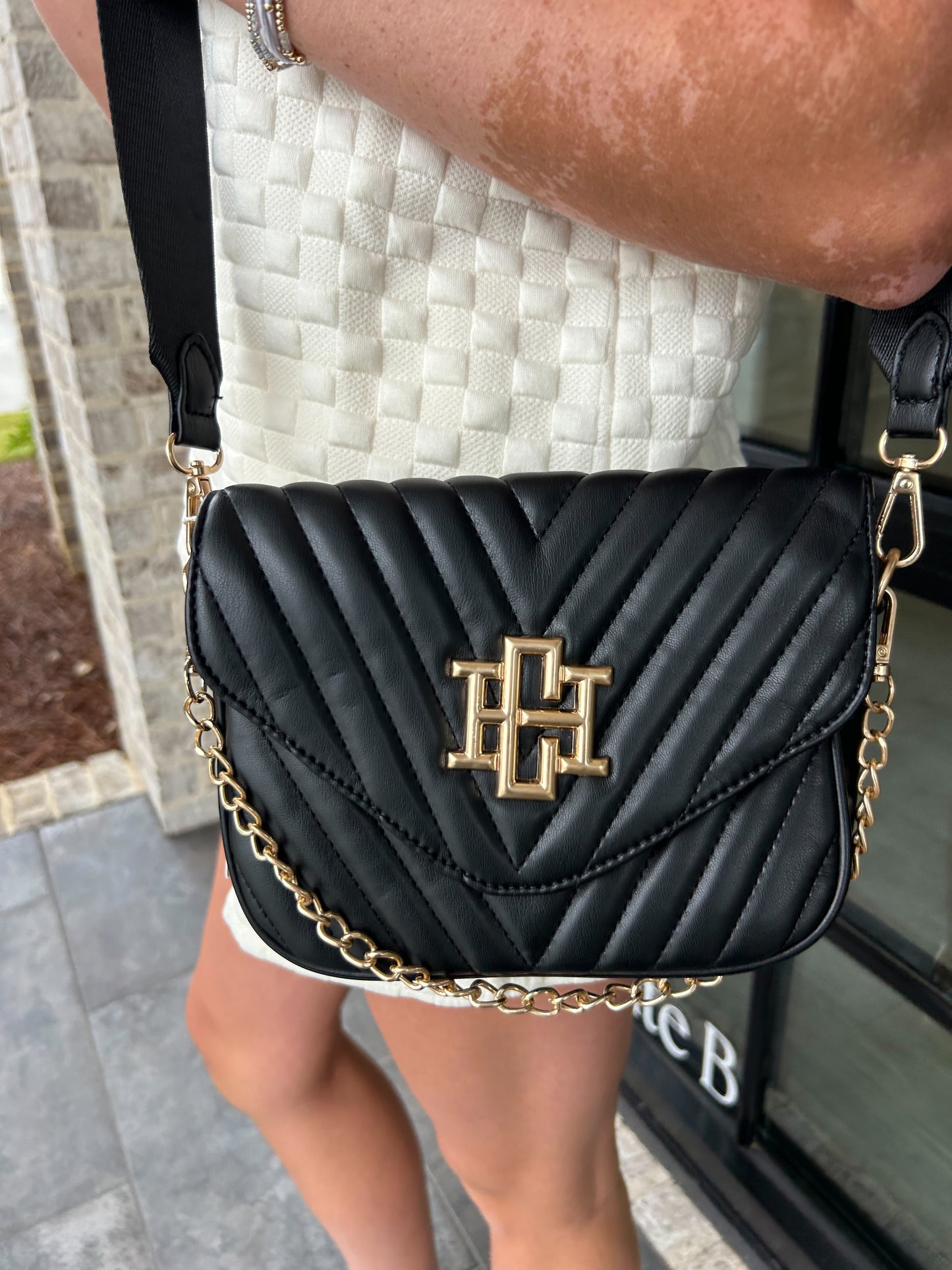 Angela Quilted Crossbody - Black and Gold details