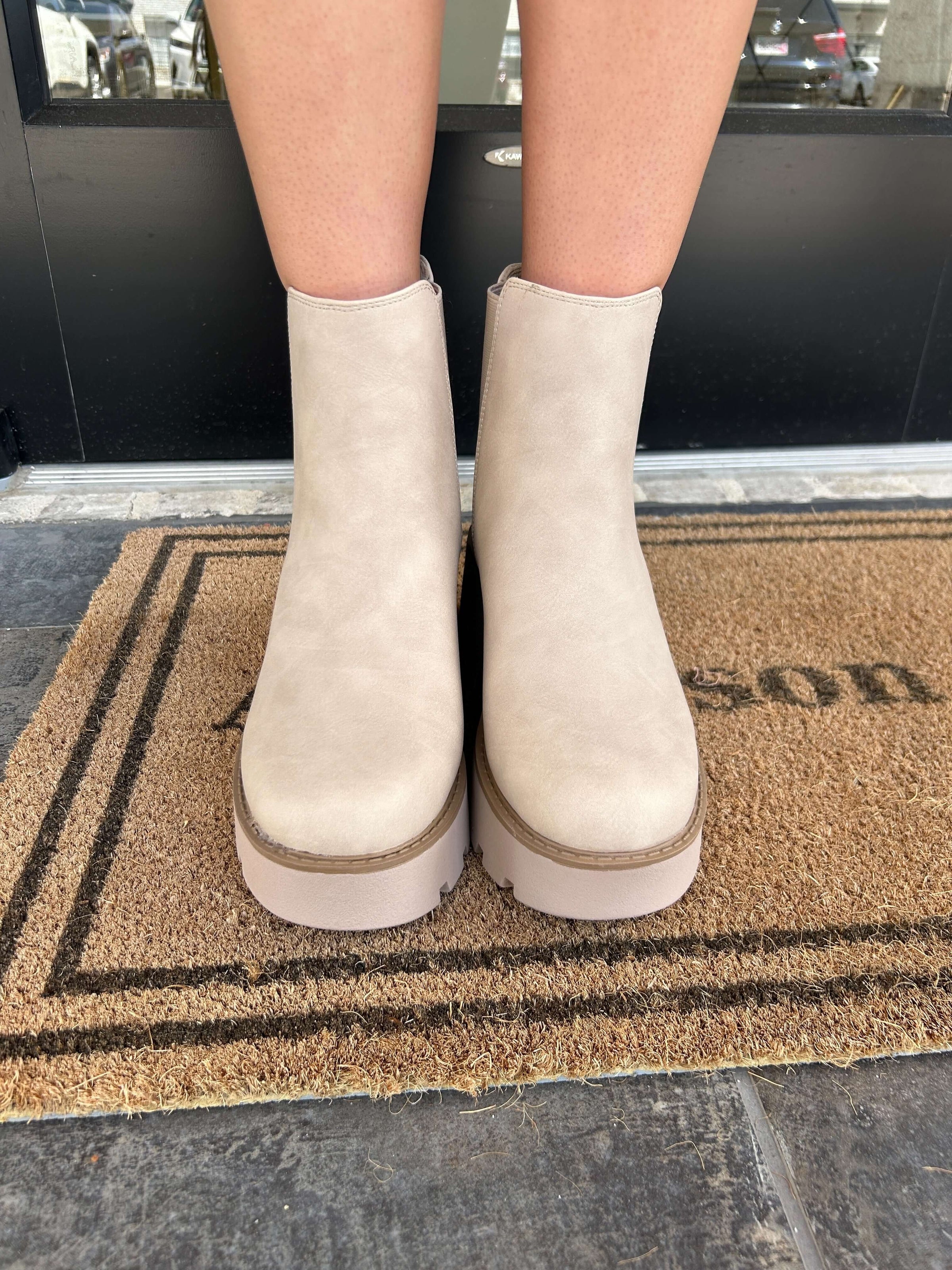 Woman's Platform Chinese Laundry Chelsea Booties - Tan