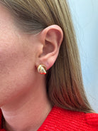 gold-sculpted-loop-earrings-detail-1.jpg