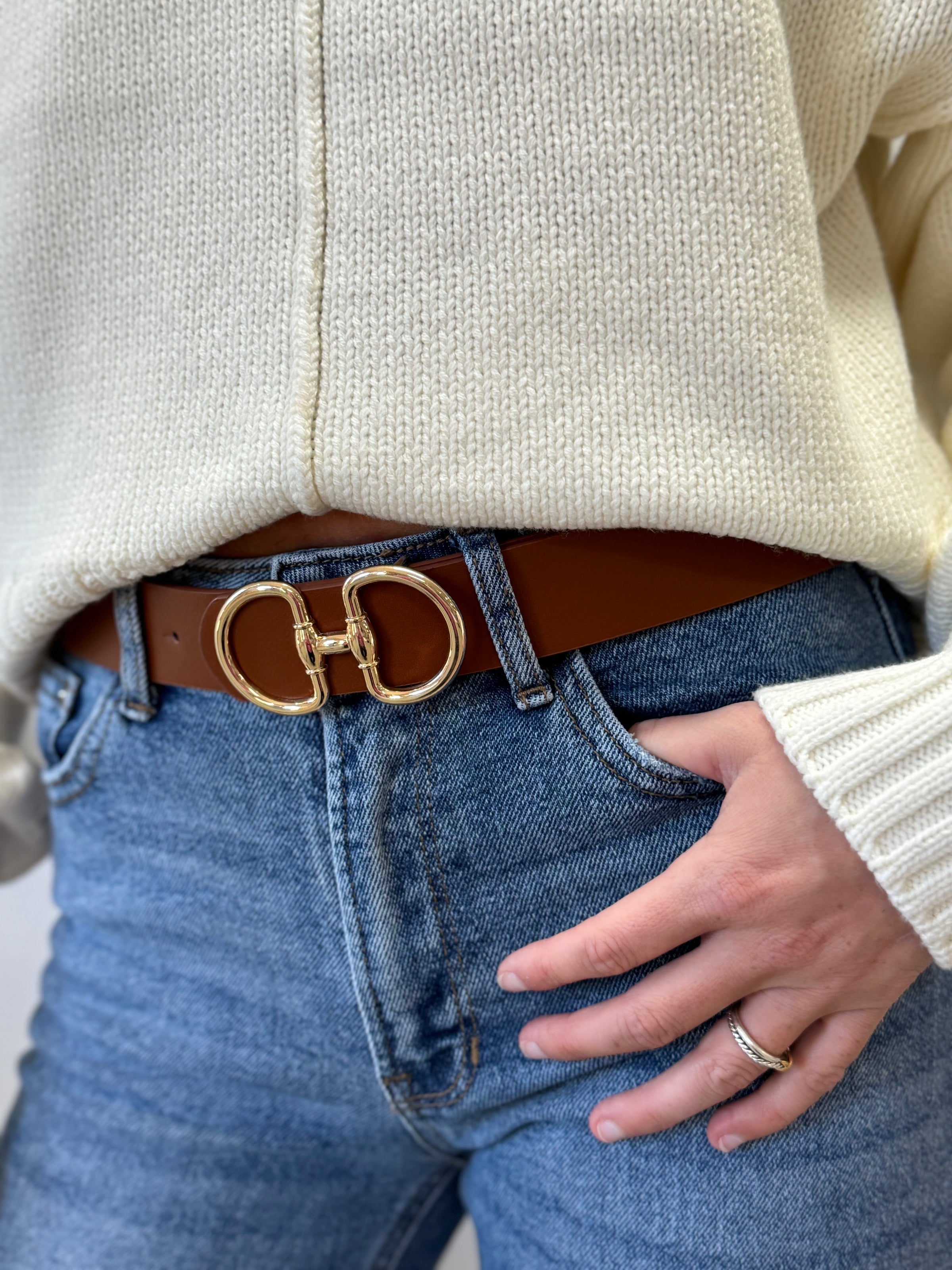 Avery Camel Faux Leather Belt – Classic Gold Buckle Essential