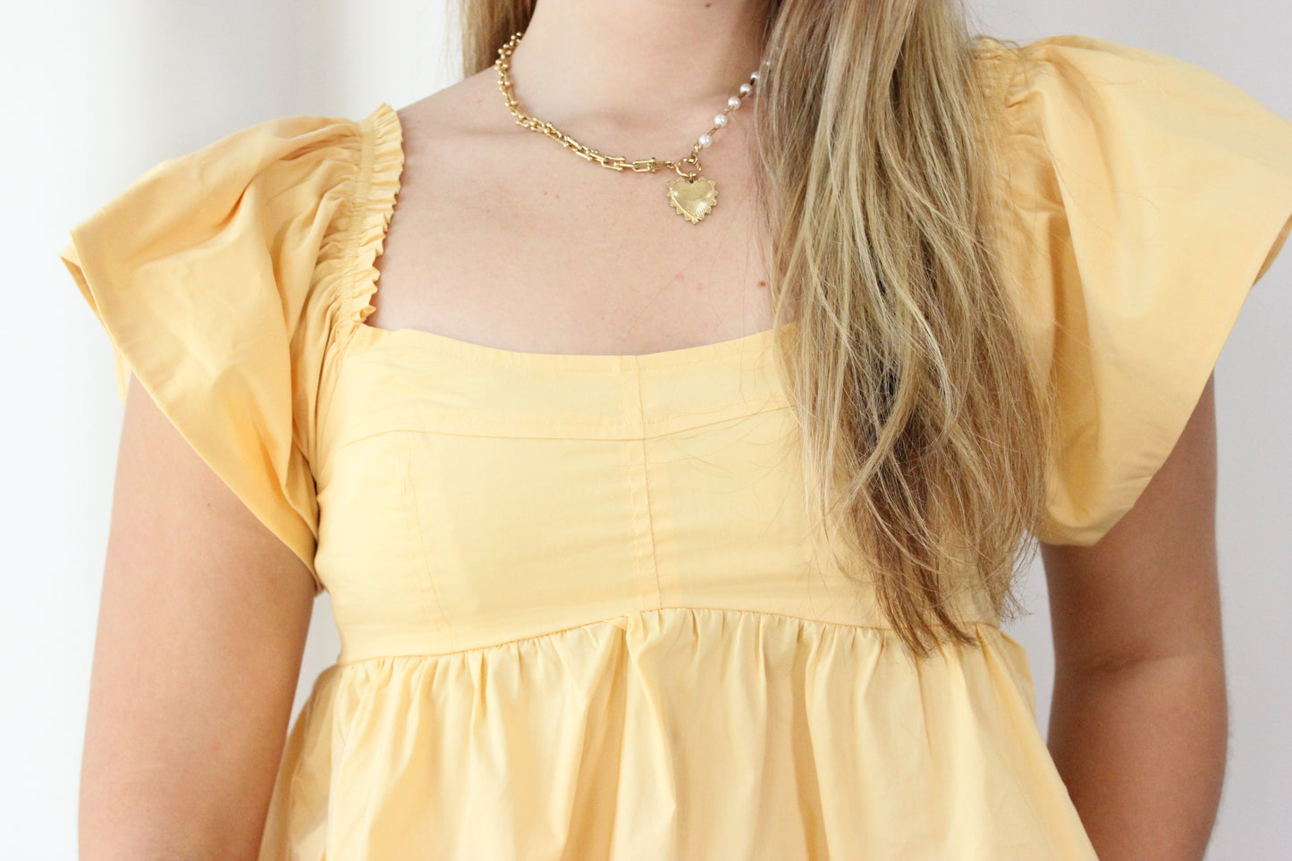 Daisy Ruffle Top - Yellow Close details