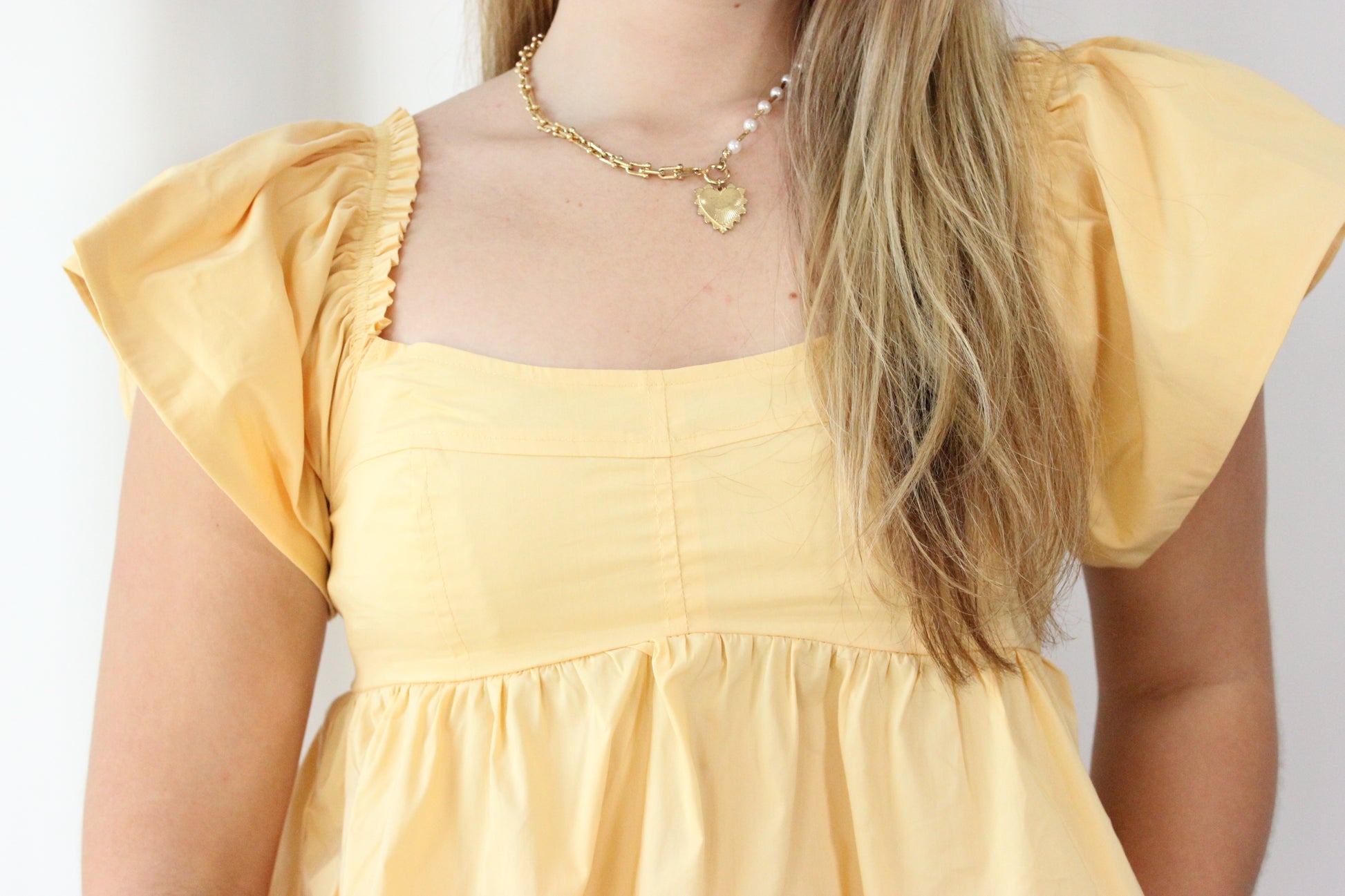 Daisy Ruffle Top - Yellow Close details