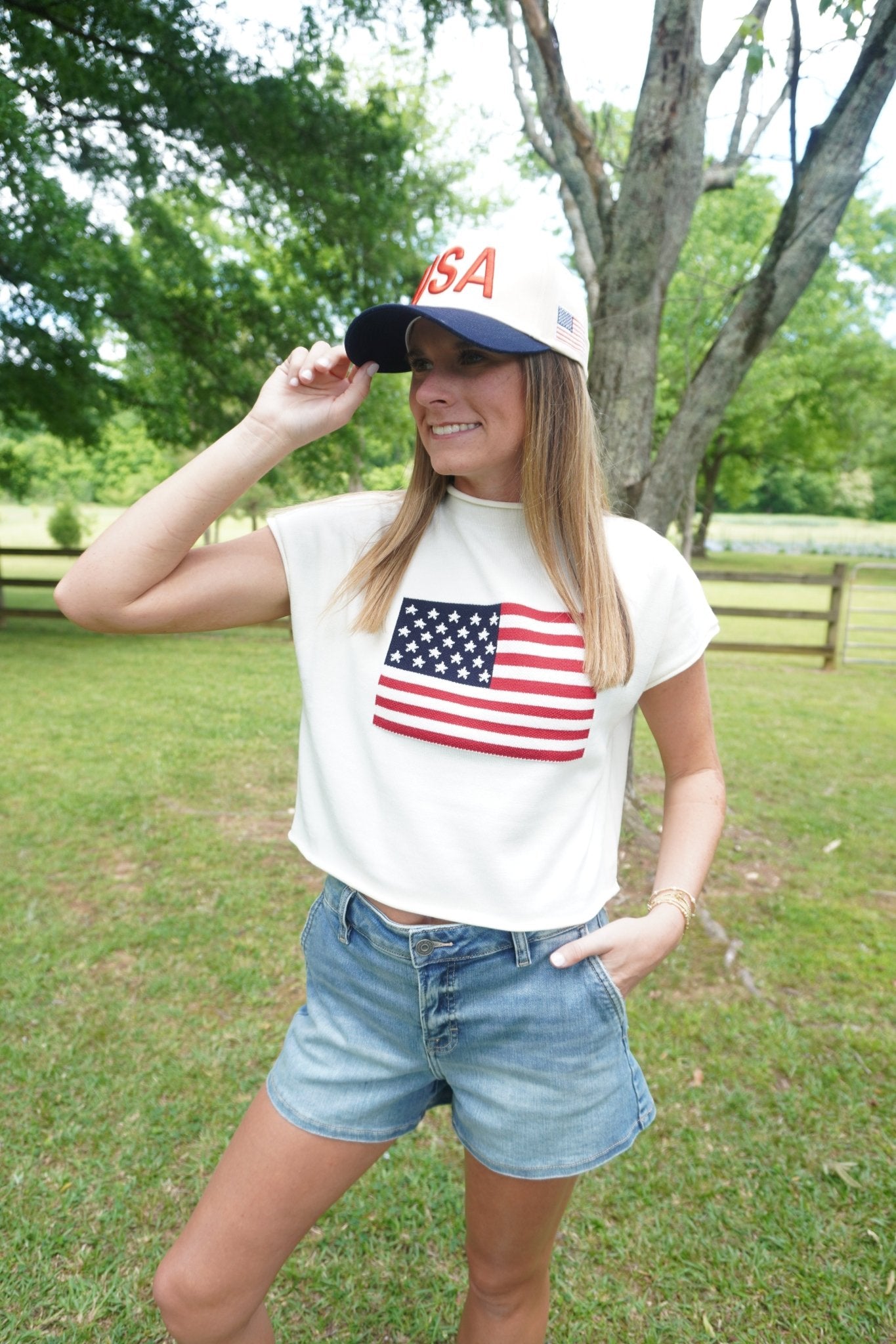 Classic American Flag Sweater - Anderson Ave boutique