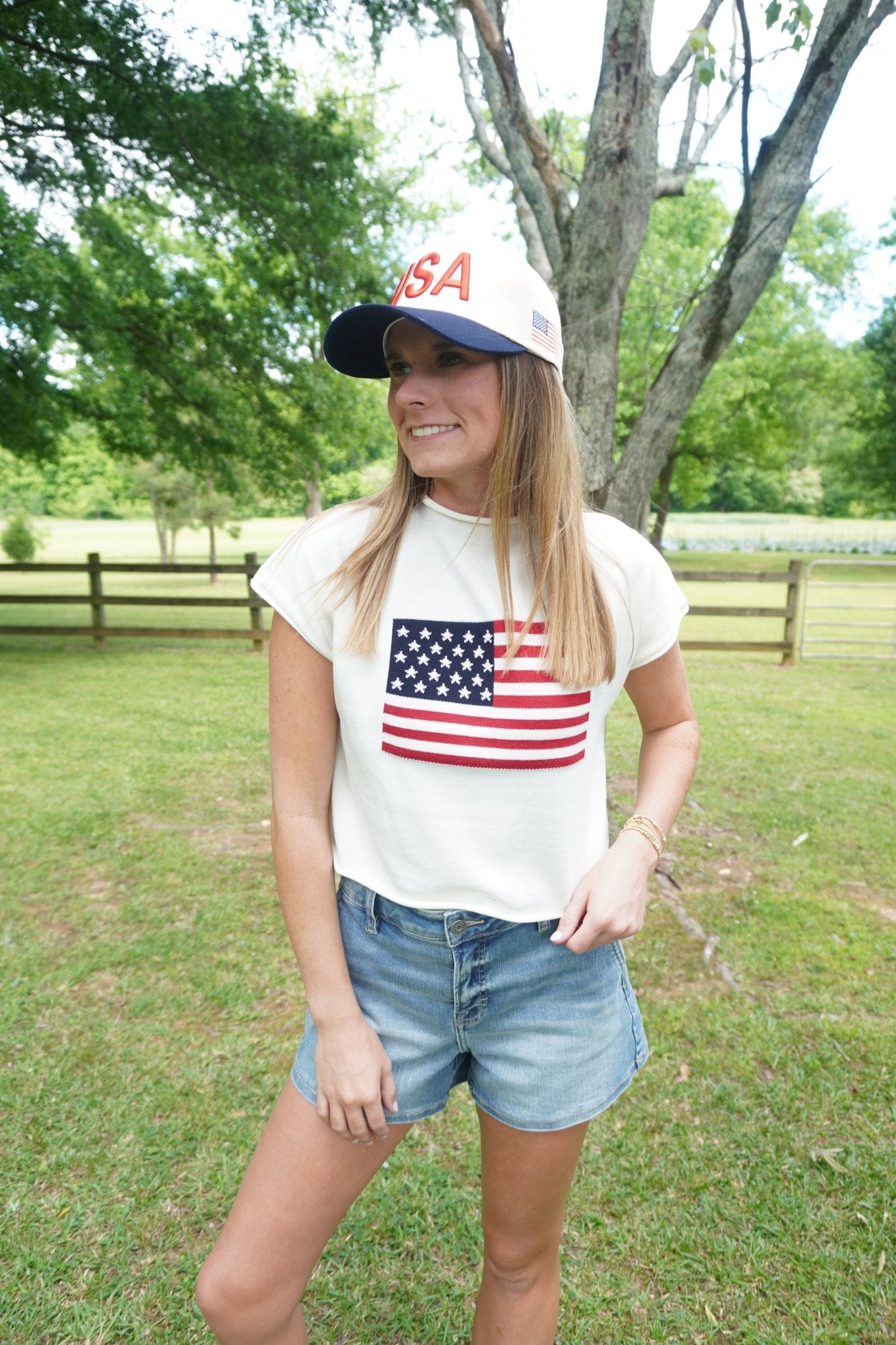 Classic American Flag Sweater - Anderson Ave boutique