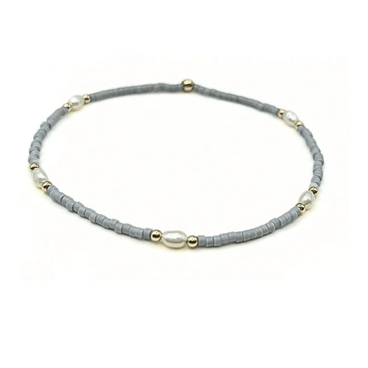 Erin Gray Game-day gold - filled & natural rice pearls waterproof bracelet - gray