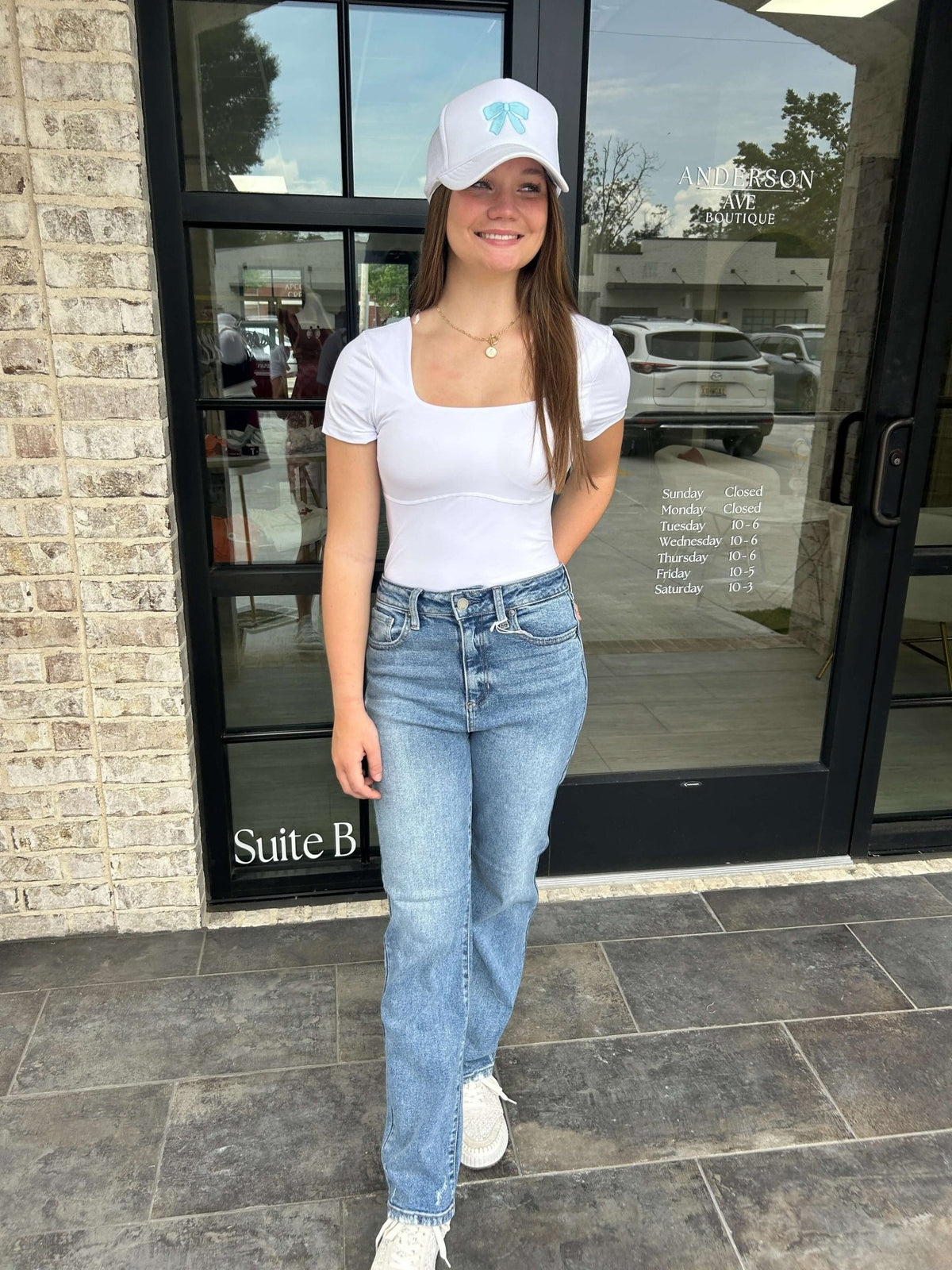 High Rise Clean Straight Leg Jeans - Medium - Anderson Ave boutique