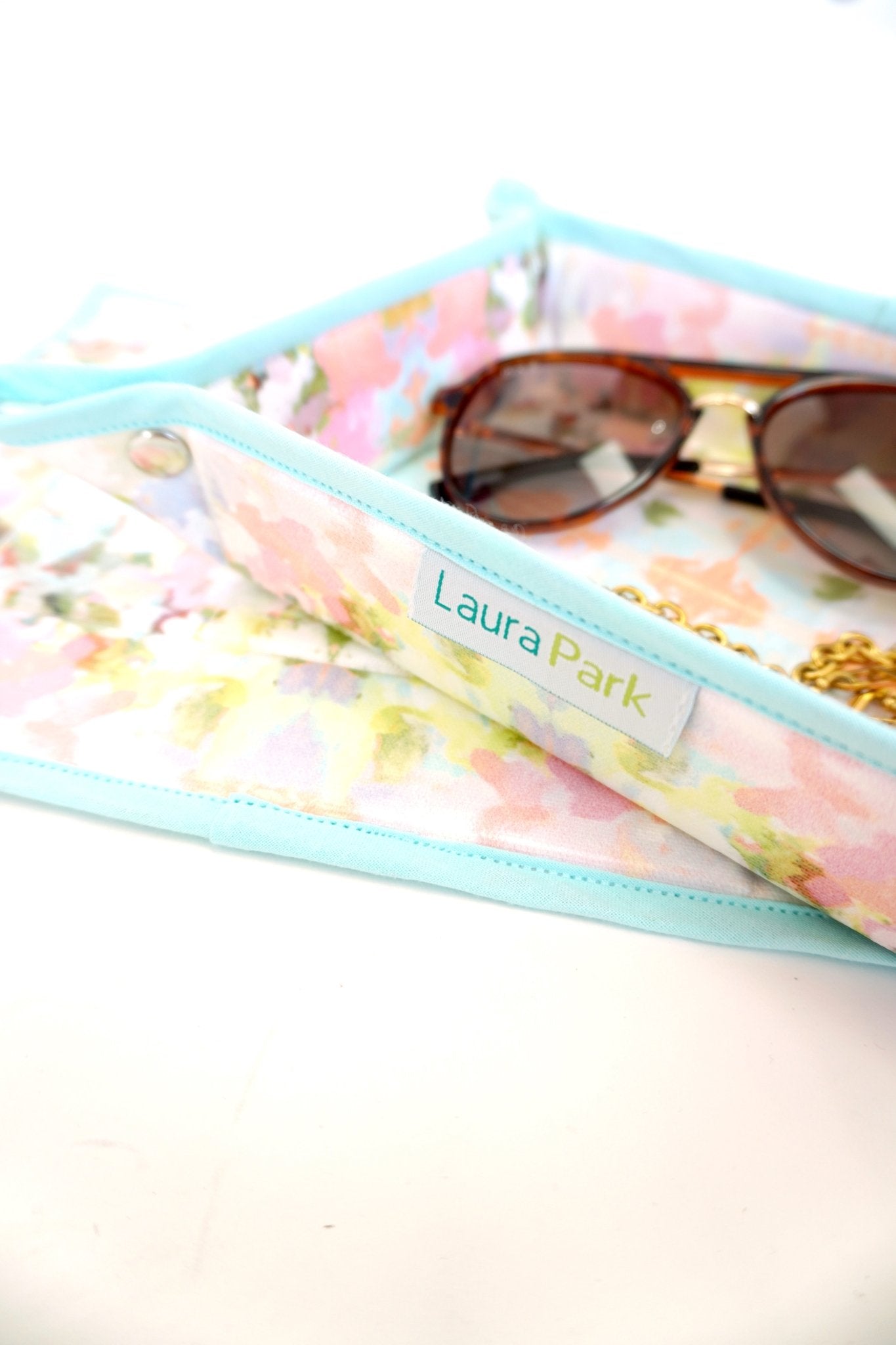 Laura Park Brooks Avenue Snap Tray – Designer Catchall & Jewelry Organizer - Anderson Ave boutique