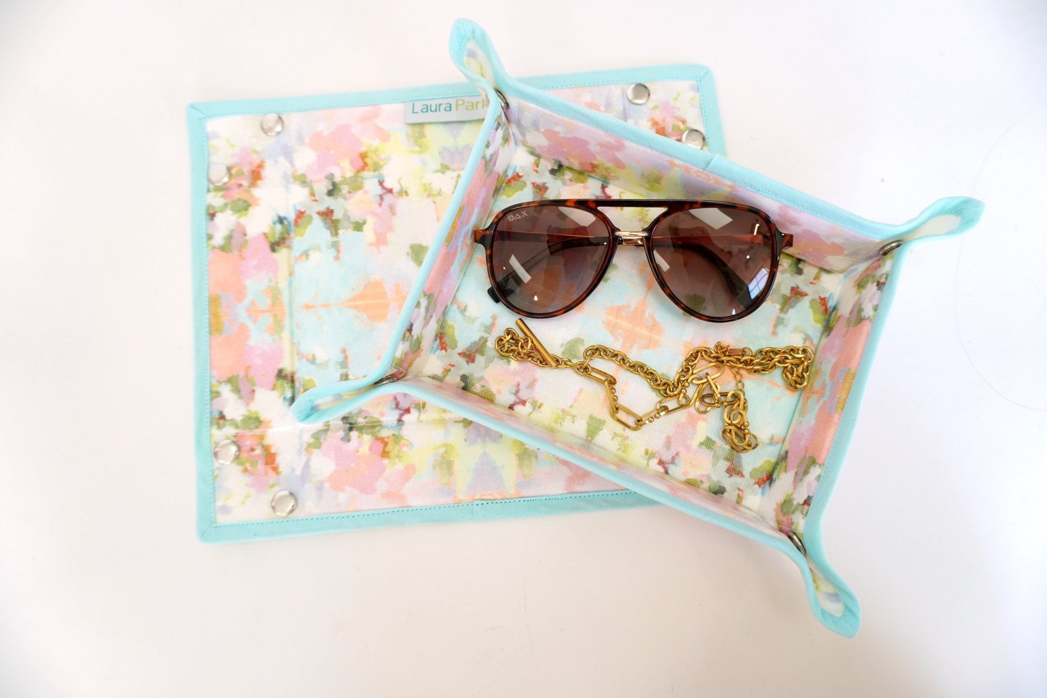 Laura Park Brooks Avenue Snap Tray – Designer Catchall & Jewelry Organizer - Anderson Ave boutique