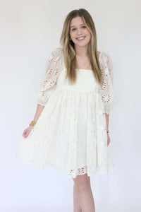 Magnolia Floral Dress - White - Anderson Ave boutique