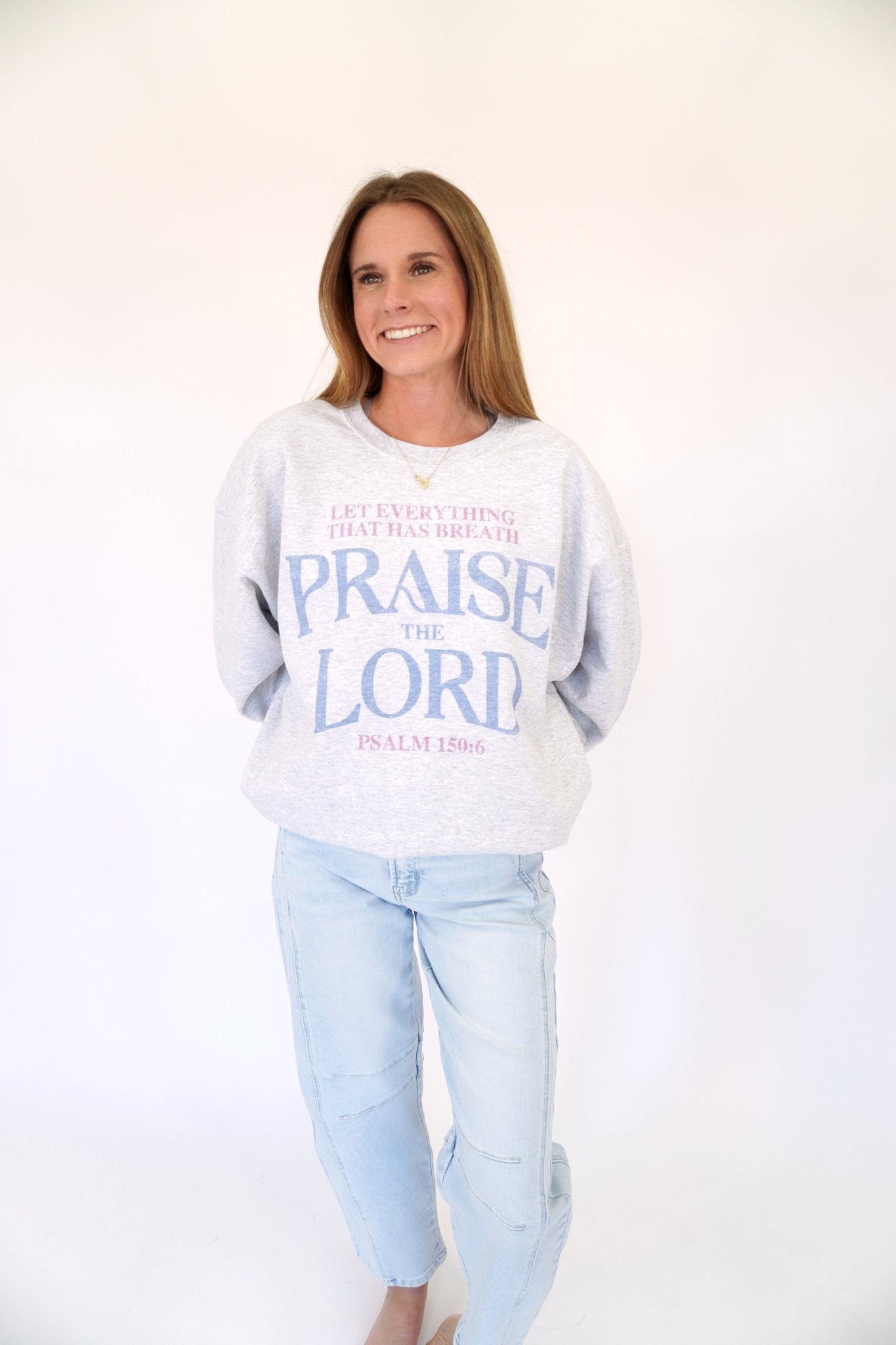 "Praise The Lord" Oversized Graphic Sweatshirt – Psalm 150:6 Ash Gray Christian Streetwear - Anderson Ave boutique