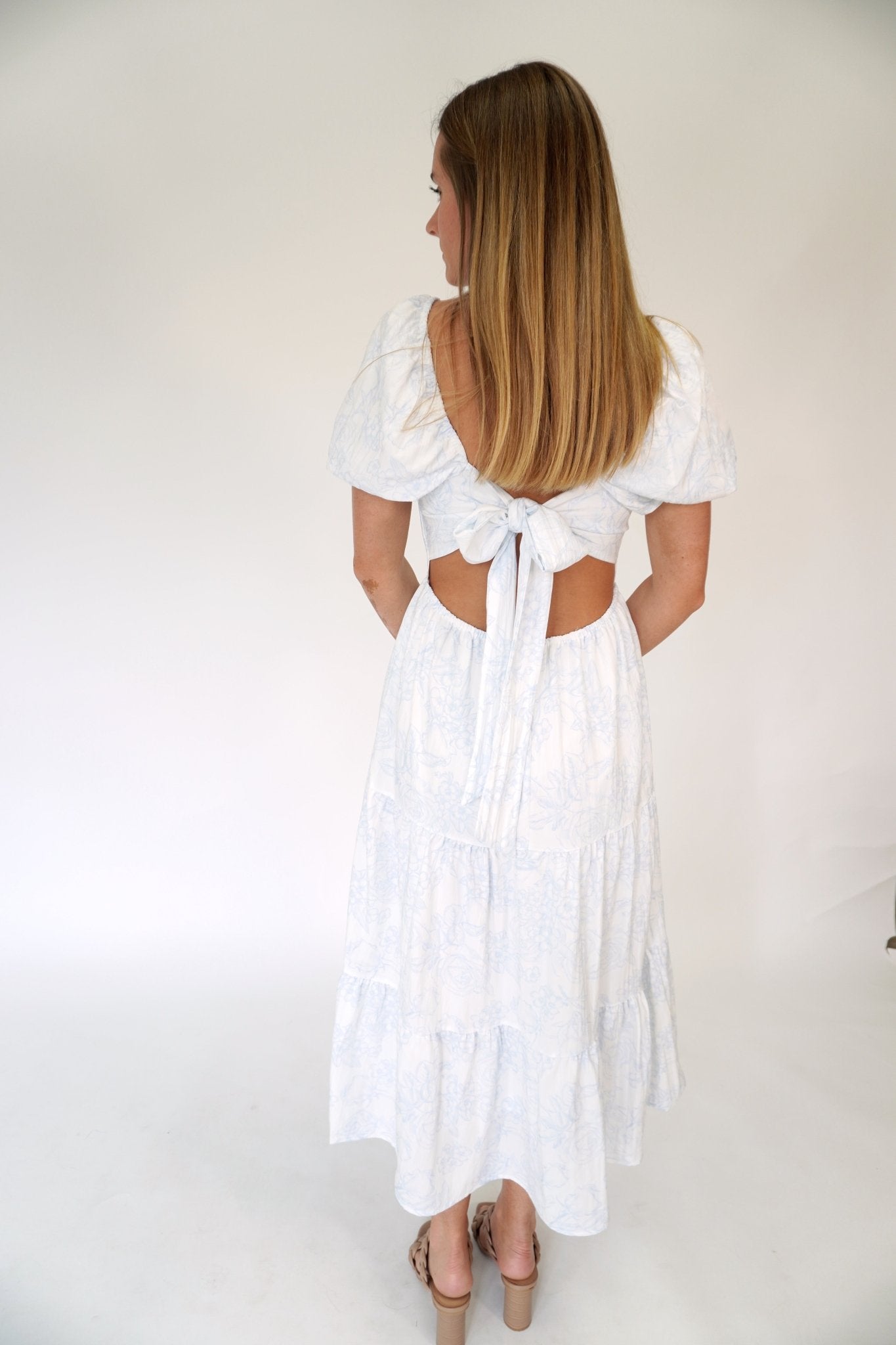 Serene Floral Puff Sleeve Open - Back Midi Dress with Pockets Blue / White - Anderson Ave boutique