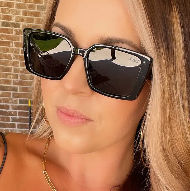 The Nova - Women's Polarized Medium Rectangle Sunglasses - Anderson Ave boutique